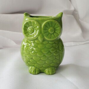 Vintage 1970s Lemongrass-Green Ceramic Owl Magnetic Pencil Holder Faux Planter